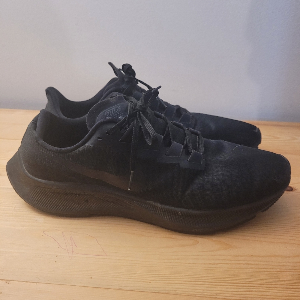 Nike Pegasus 37 Running Shoe